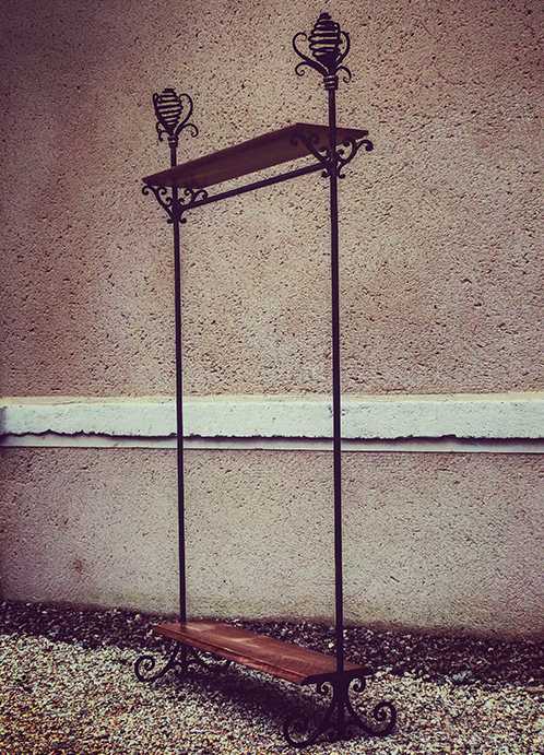 Table en fer forgé et en verre